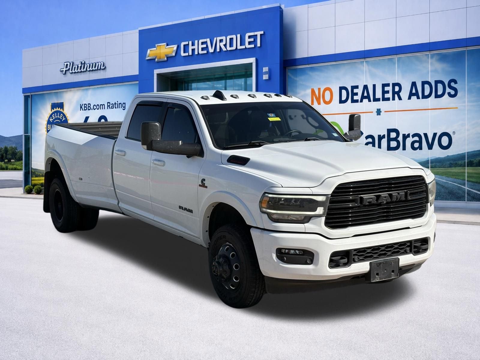 2022 RAM 3500 Laramie Crew Cab 4x4 8' Box
