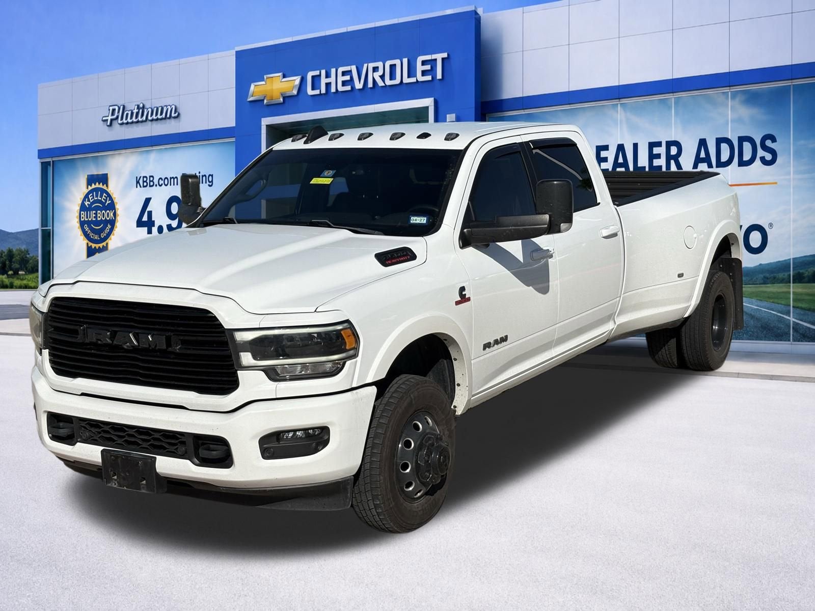 2022 RAM 3500 Laramie Crew Cab 4x4 8' Box