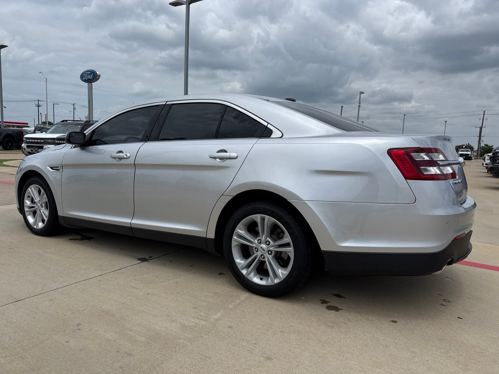 2019 Ford Taurus SEL