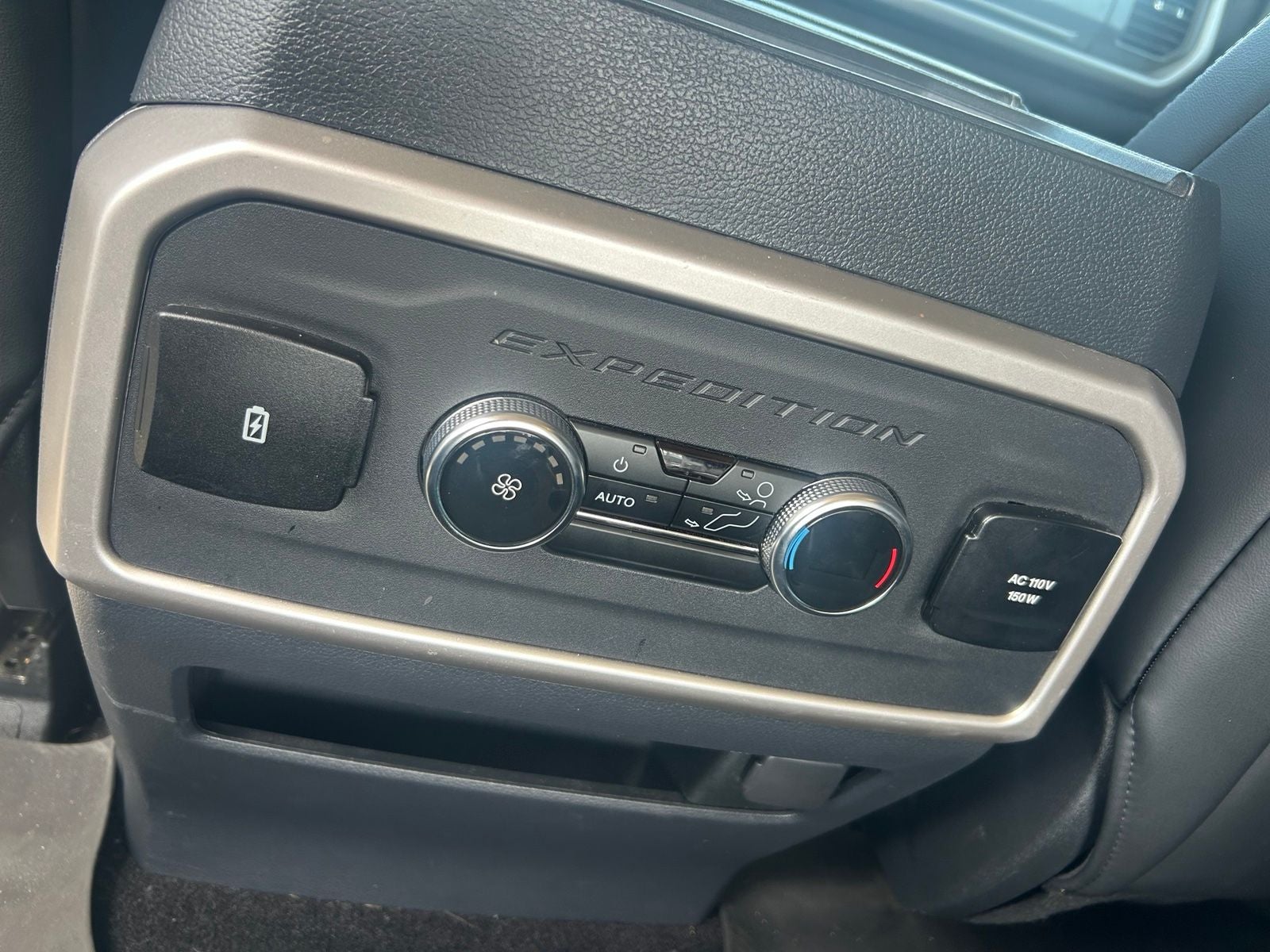 2023 Ford Expedition XLT