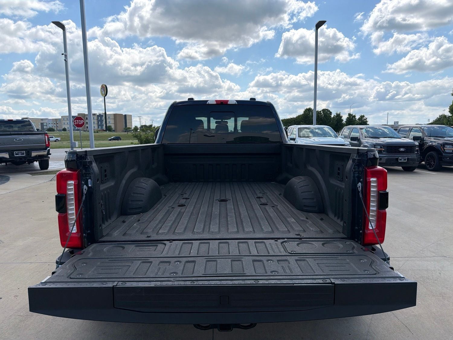 2024 Ford F-350SD Lariat DRW