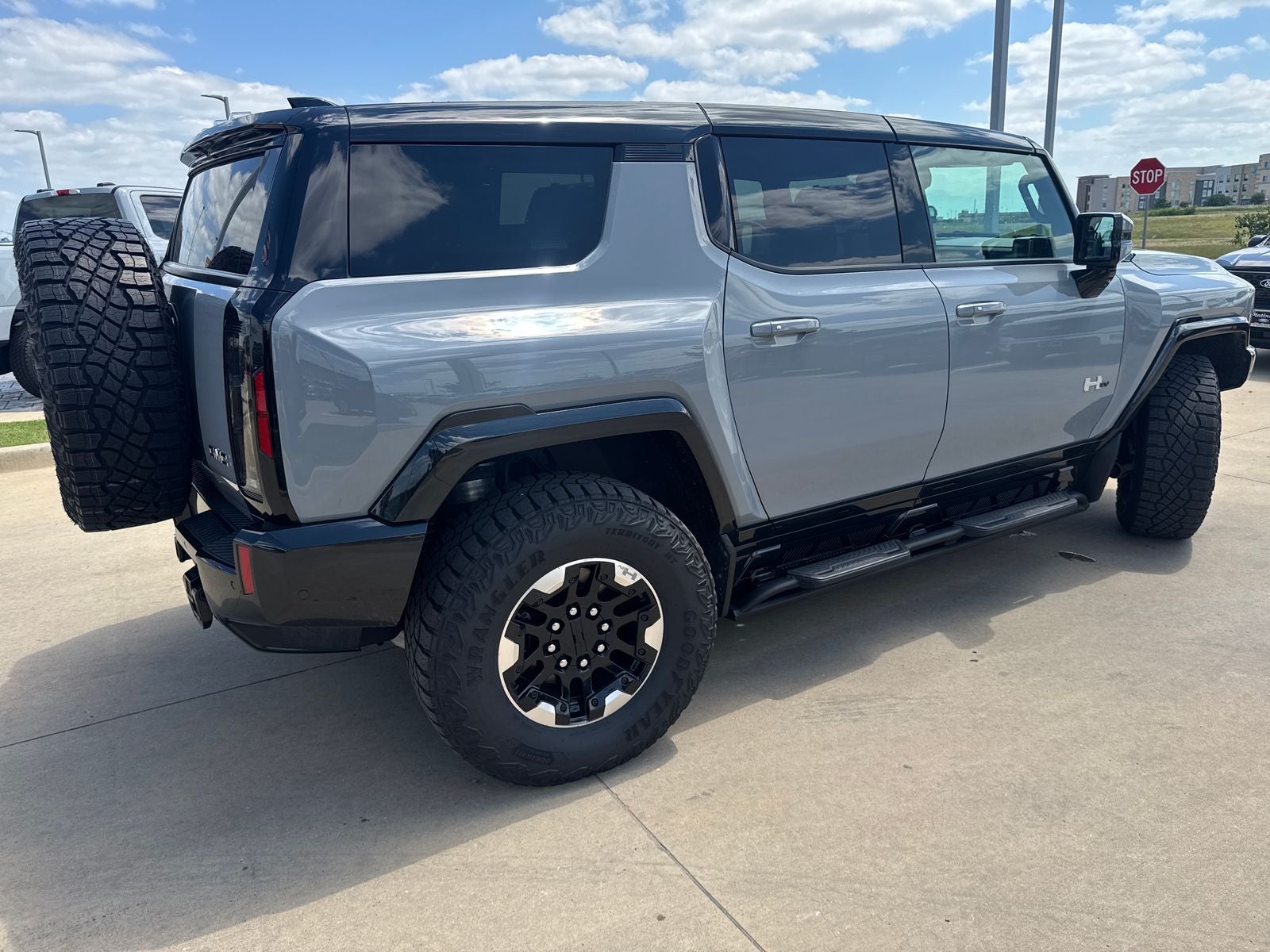 2025 GMC Hummer EV SUV 3X