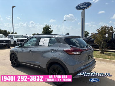 2023 Nissan Kicks SR