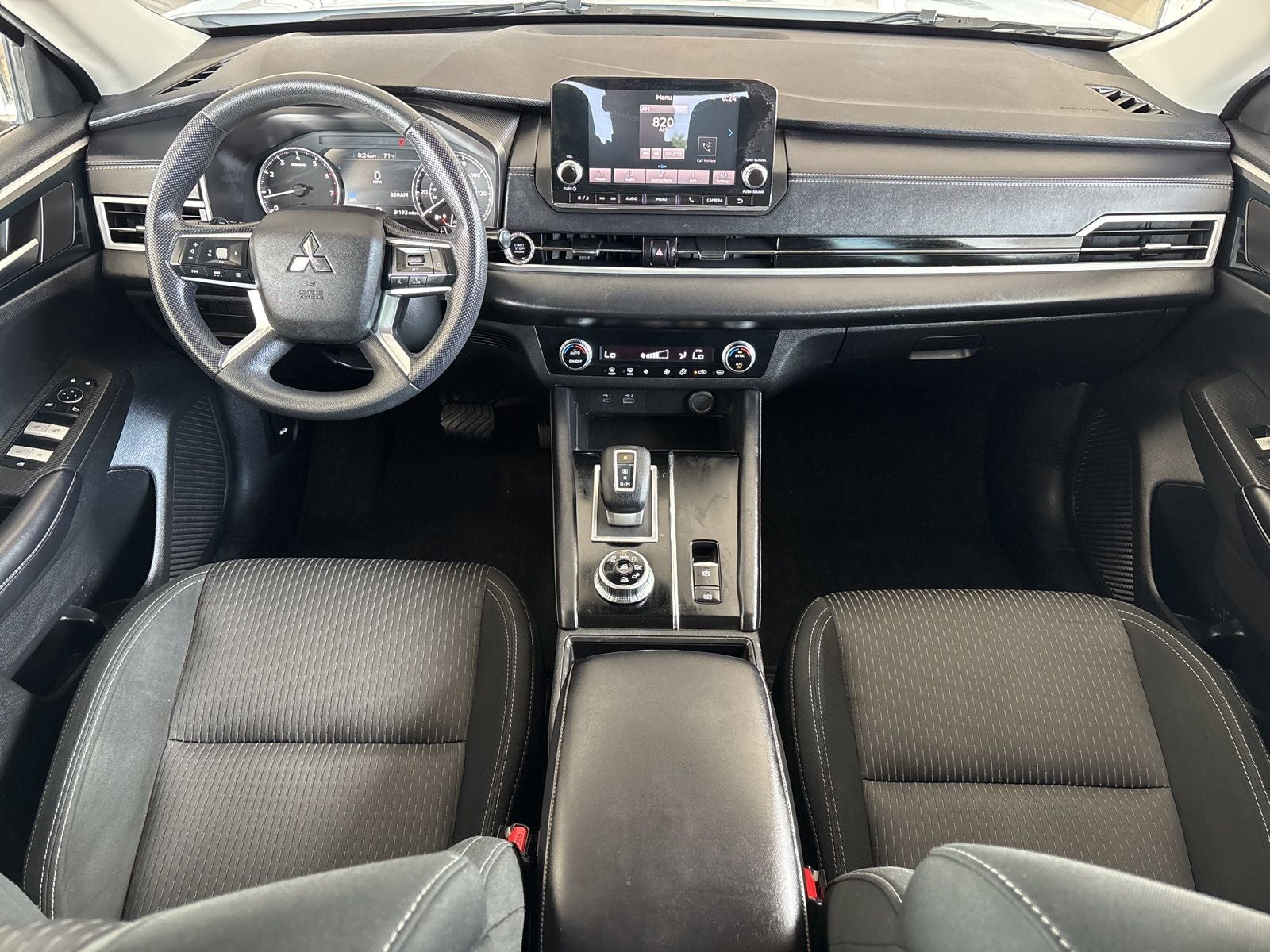 2022 Mitsubishi Outlander ES