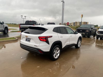 2025 Chevrolet Trax LS